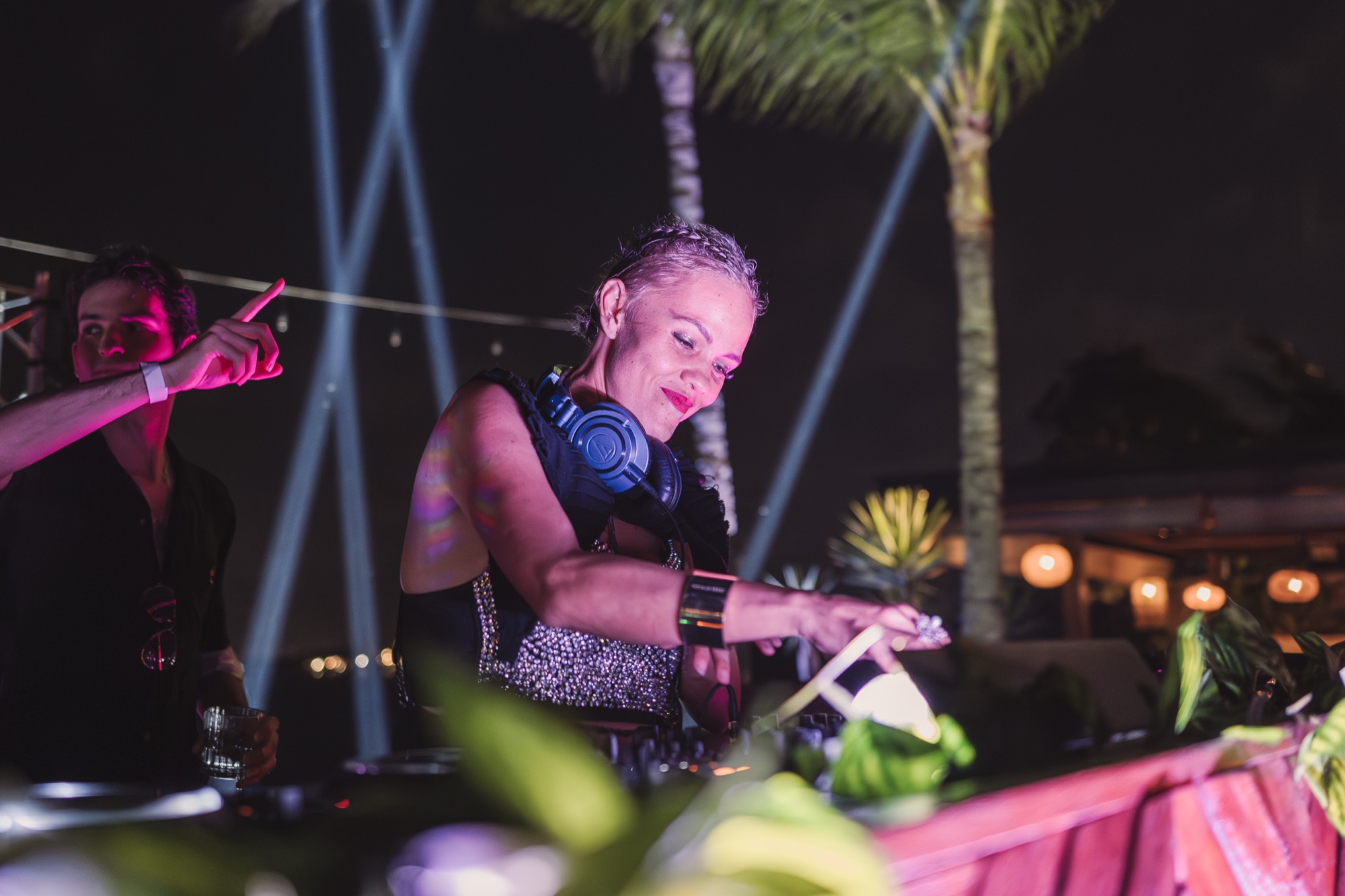 Jazzy O on the decks at Ulu Cliffhouse
